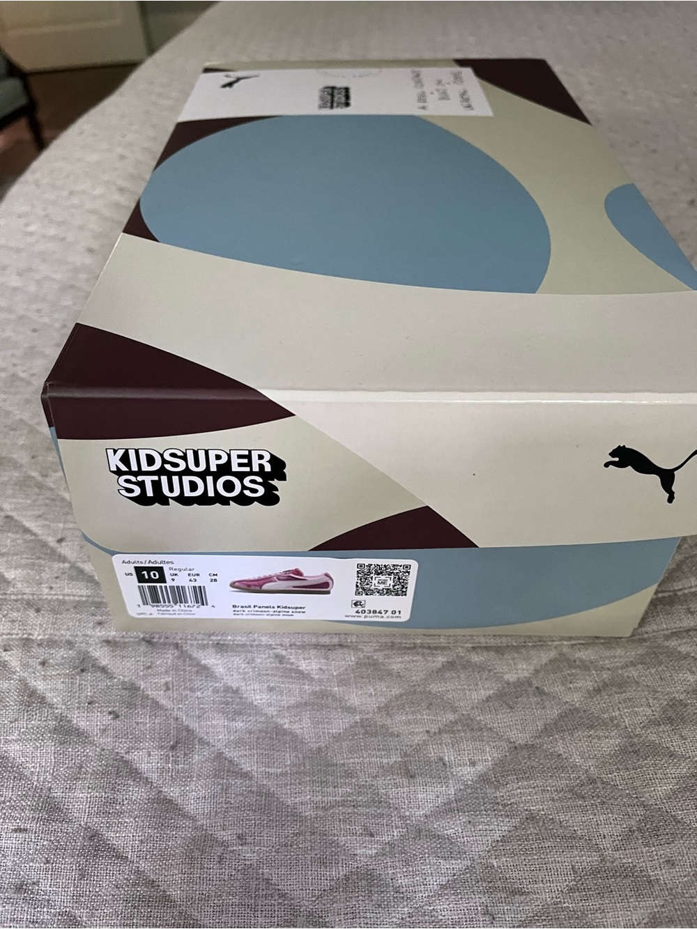 Puma Pink and Burgundy Velvet Low-Top Sneakers - Picture 4 of 5